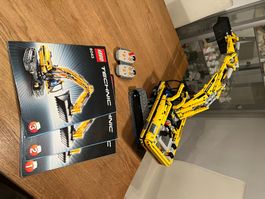 Raupenbagger 8043