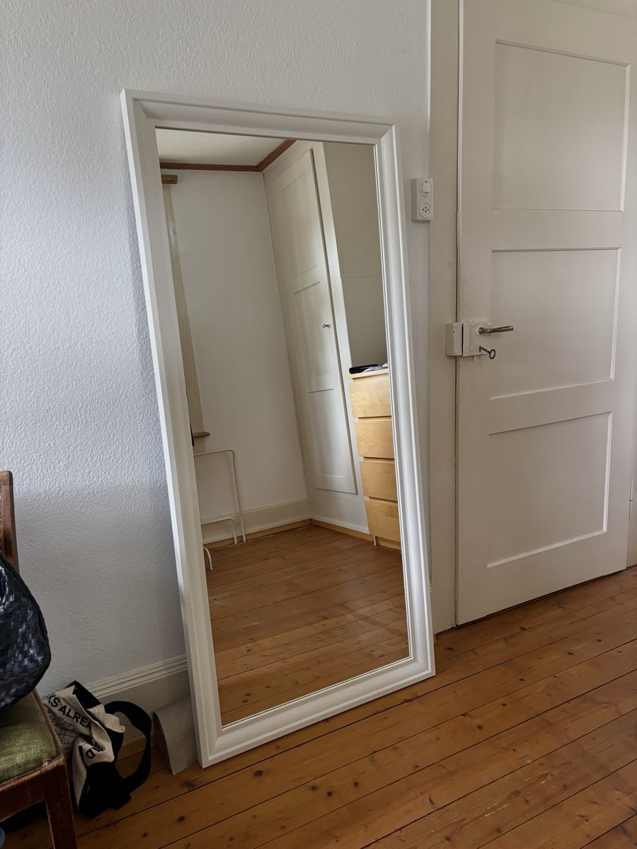 Specchi: Large White Full Length Mirror – Usato da Zürich venduto da ioa_tds8