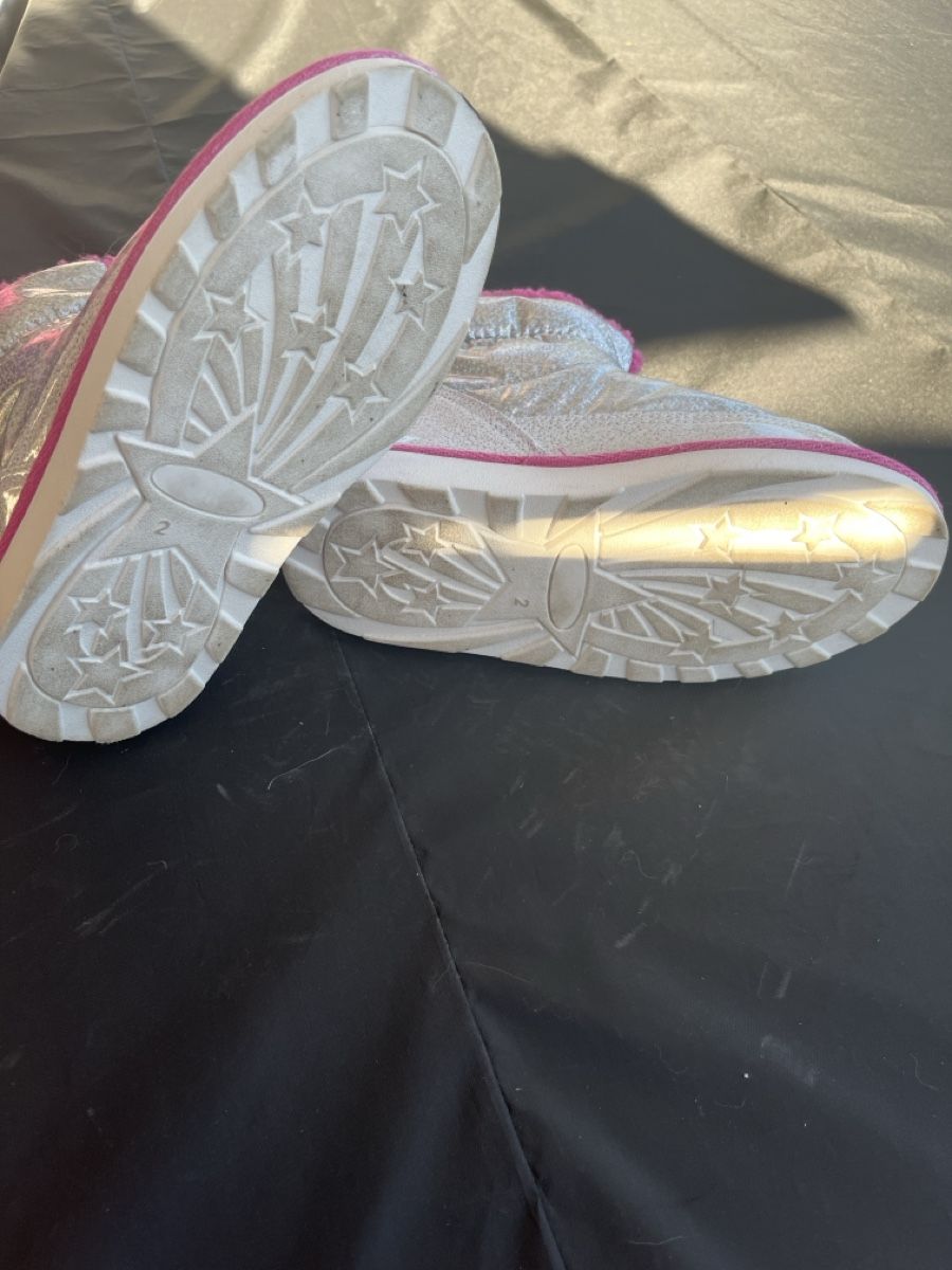 Billieblush Schuhe für Mädchen: Billieblush Winter-Boot Gr.34 – Gebraucht aus Brütten von Aerox82 4