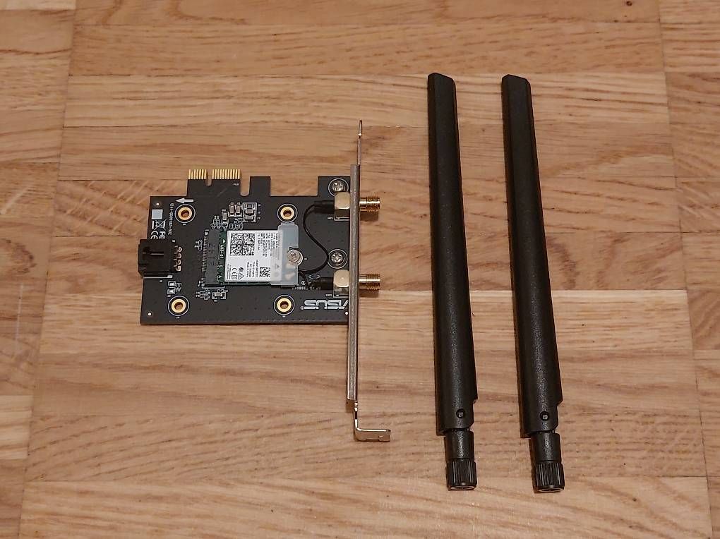 Componenti elettronici: Netzwerkkarte Asus PCE-AX3000 – Usato da St. Gallen venduto da MickDega