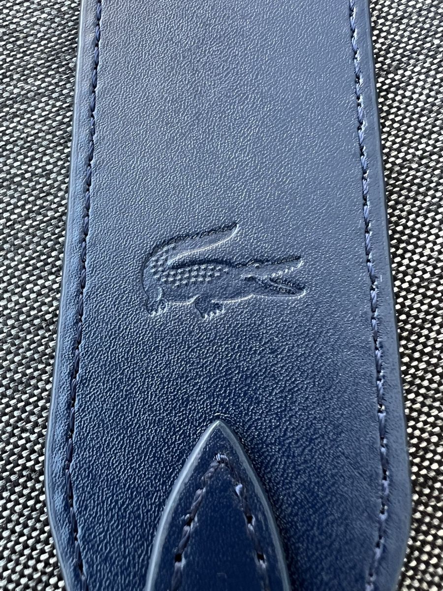 Fibbie per cinture: Lacoste Schultergurt 70cm Blau Leder NEU – Nuovo e nell'imballaggio originale da St. Gallen venduto da Mokki2014 1