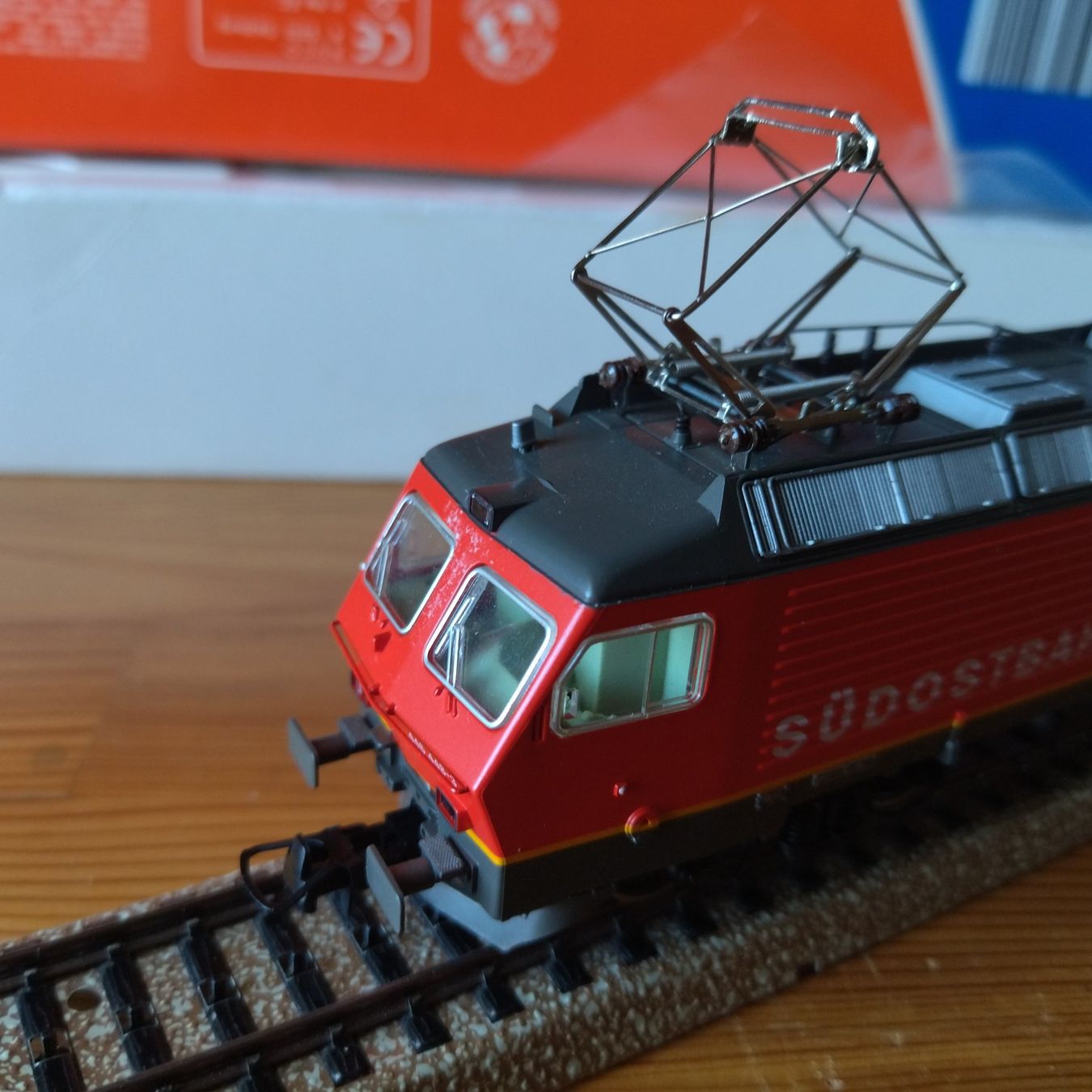 Roco Modelleisenbahnen: Roco Lok 43542 (877) – Defekt aus Basel von BeanieUp 3