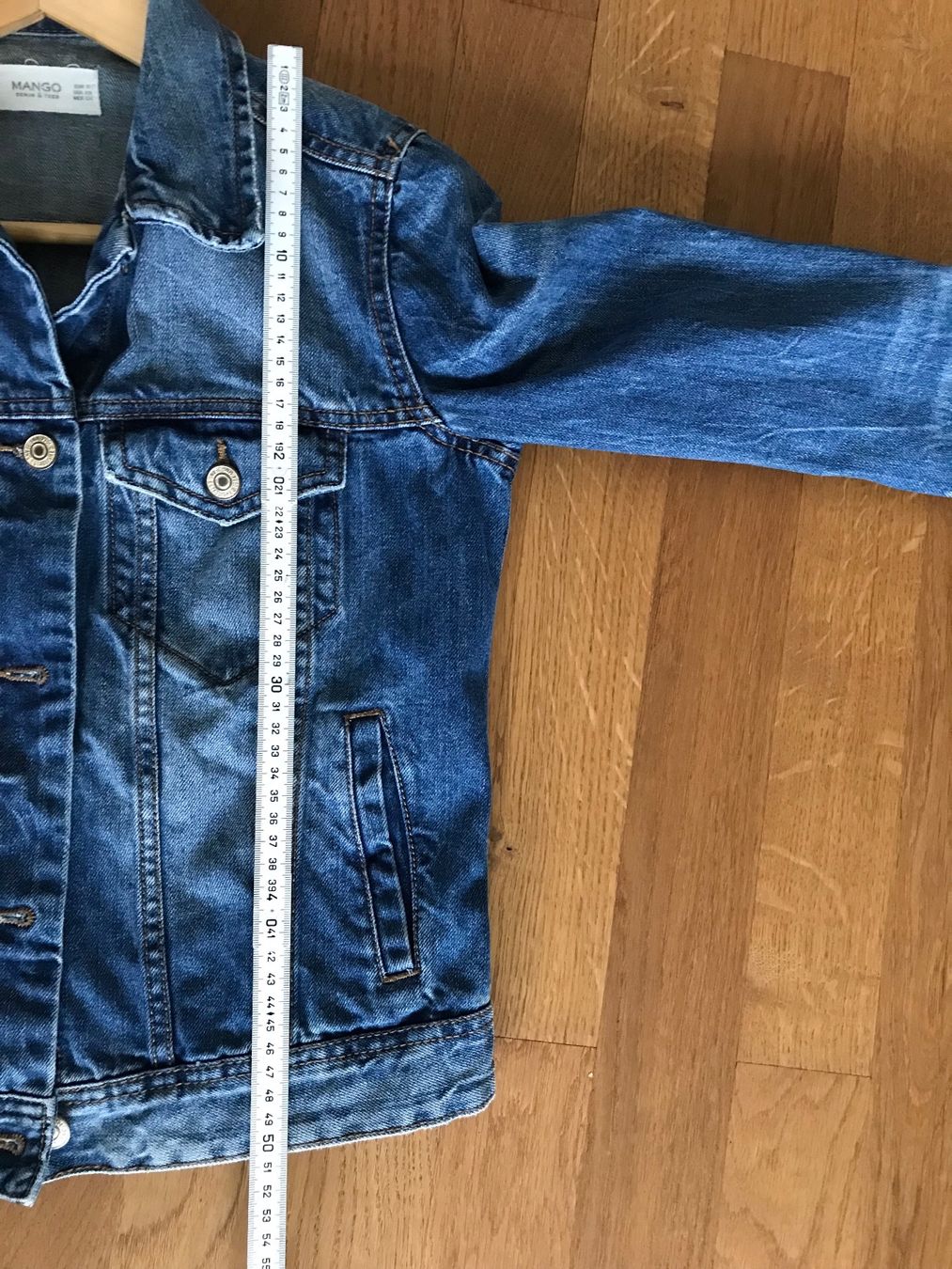Mango Giacche: Schöne Jeansjacke von Mango – Usato da Bern venduto da fluffy07 4