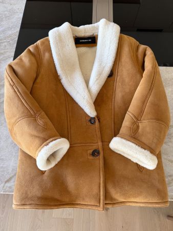 Manteau BARBARA BUI peau retournée/mouton taille S