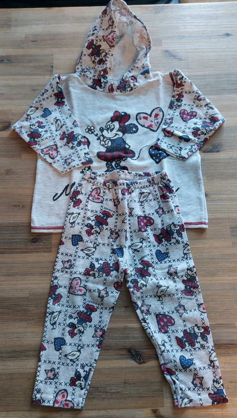 H&M Completi: Mädchen Set Minnie Mouse Grösse 86 von H&M – Usato da Basel venduto da Sinibini86