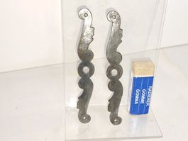 2 schöne antike Fenster Rosetten, Schmiedeisen (LOT746#FBS2)