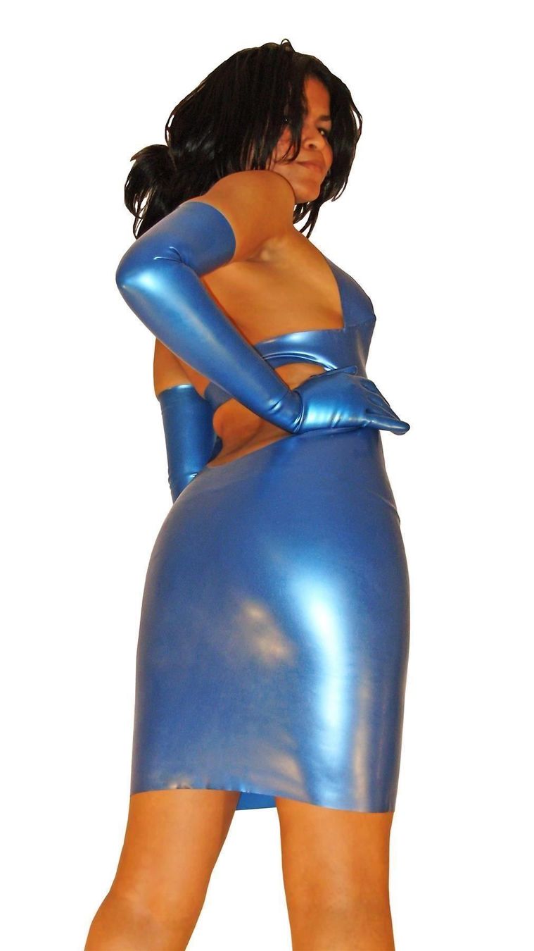 Vestiti: Latex Kleid mit Ausschnitt - Blau Gr. S – Nuovo e nell'imballaggio originale da Horn venduto da looksrealgood 1