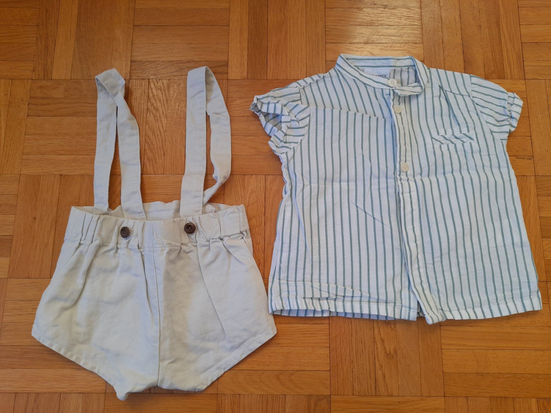Lotti & Set di vestiti: ensemble bebe taille 64-68 cms – Usato da Genève venduto da ded_dg7w