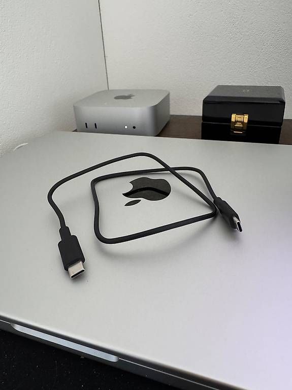 Cavi: Charging Cable USB-C to USB-C – Nuovo (secondo la descrizione) da Schübelbach venduto da Rahnmont 1