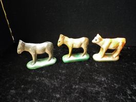 drei antike Keramik Tiere