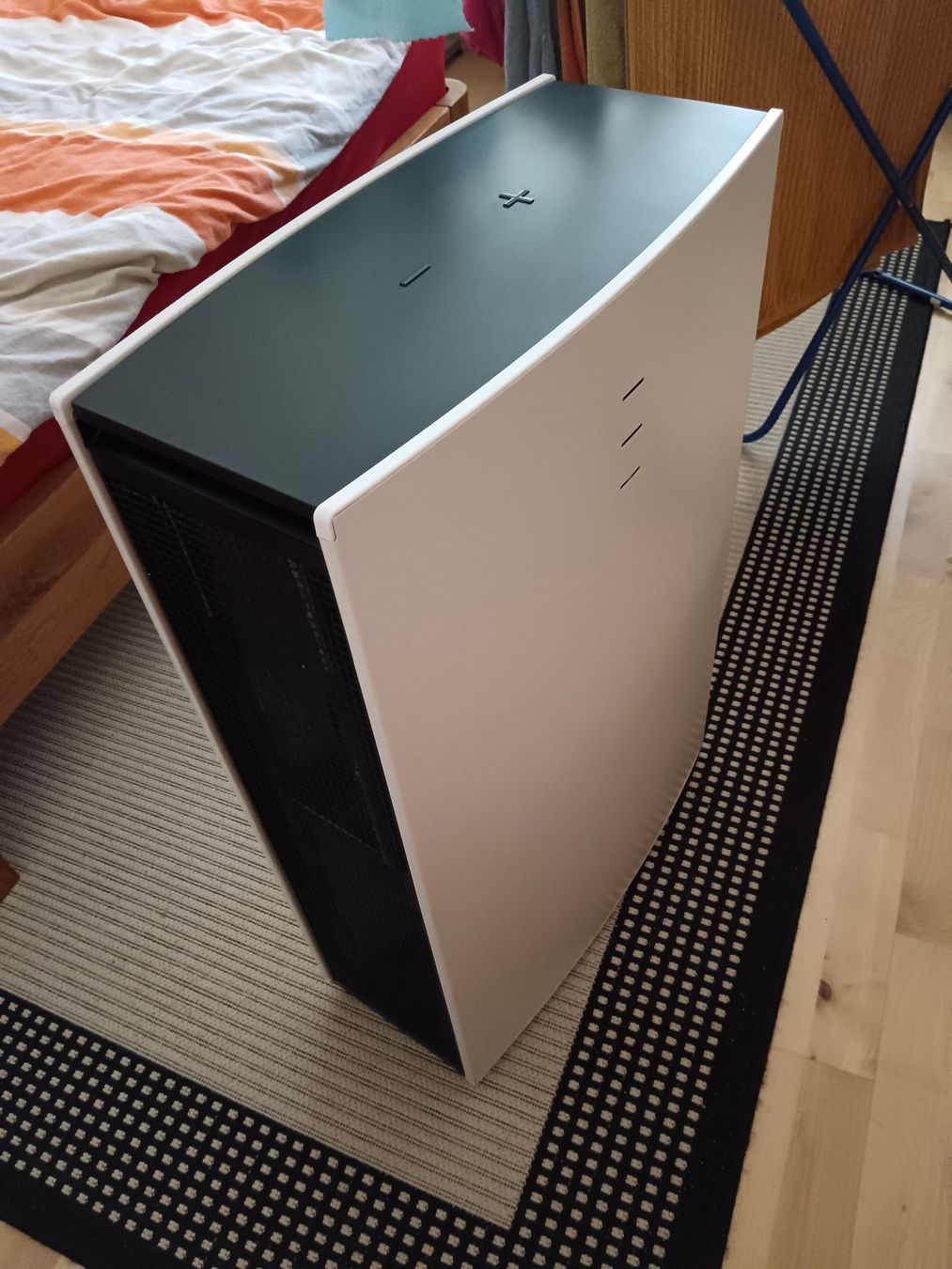 Purificatori d'aria: Luftreiniger Blueair Pro L – Usato da Rüti ZH venduto da Market24 1