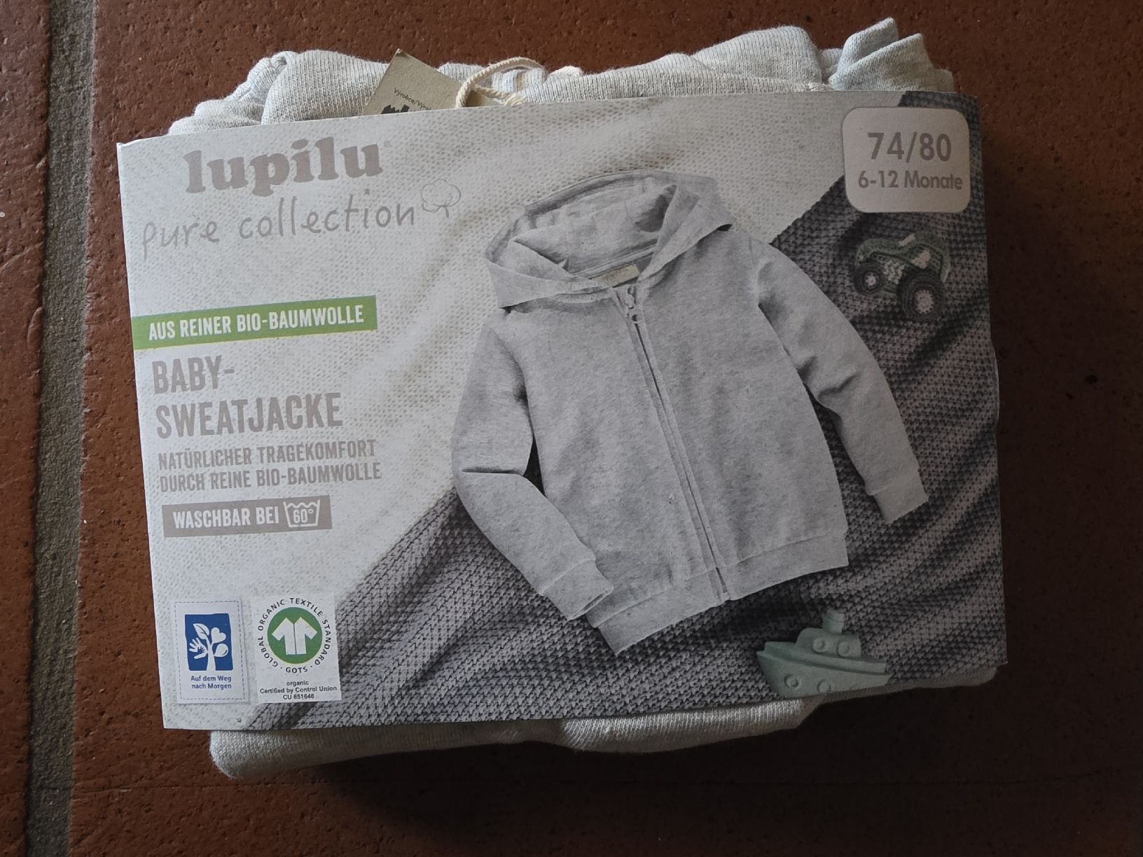 Giacche & Cappotti: Baby Swatjacke Gr. 74-80 – Nuovo e nell'imballaggio originale da Bäriswil BE venduto da Simon_Kreativwelt