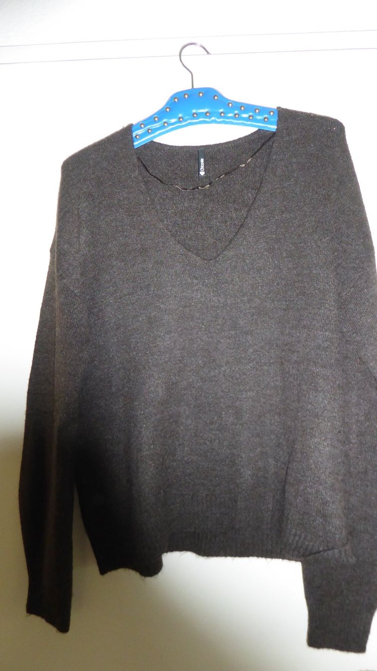 Pulls & Sweat-shirts: Neuer Pullover Gr L braun, Chicoree – Neuf avec emballage d'origine à Sargans par Benziner 1