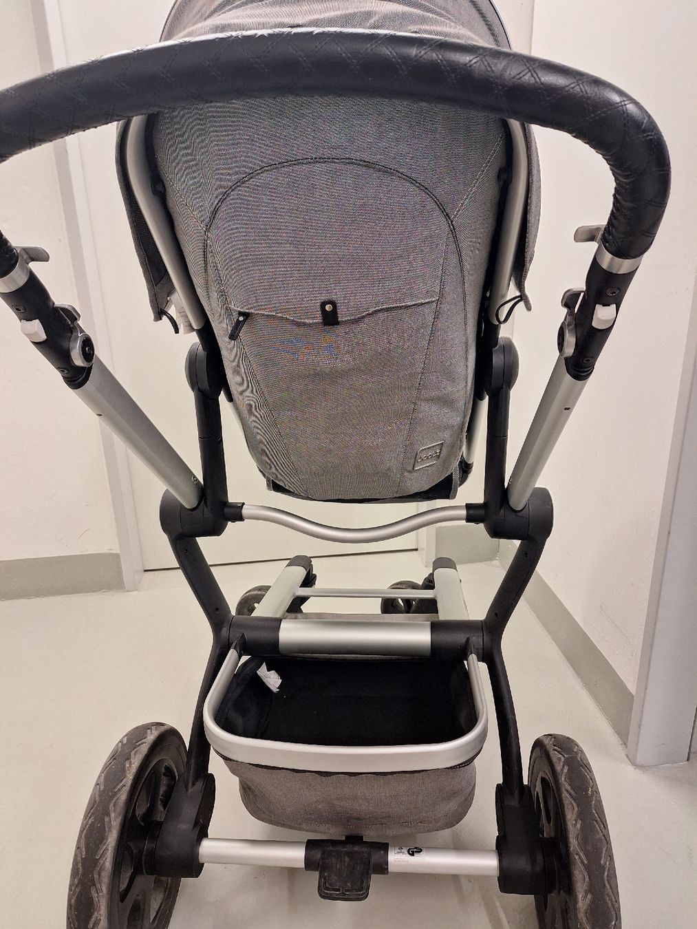 Joolz Carrozzine: Kinderwagen Joolz Day2 – Usato da Dällikon venduto da Sonnenblume-111 1