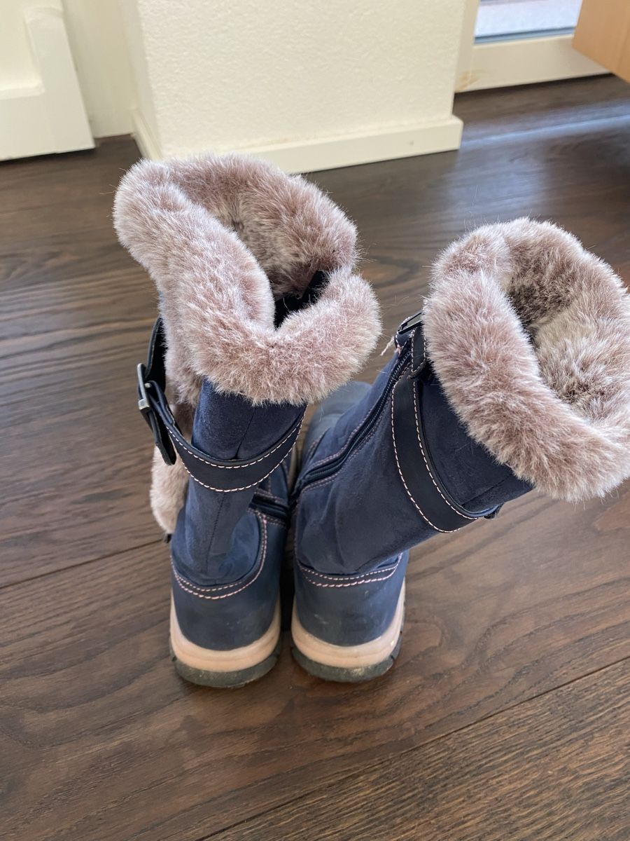 Chaussures filles: Stiefel – D'occasion à Pfäffikon ZH par aveo14 2