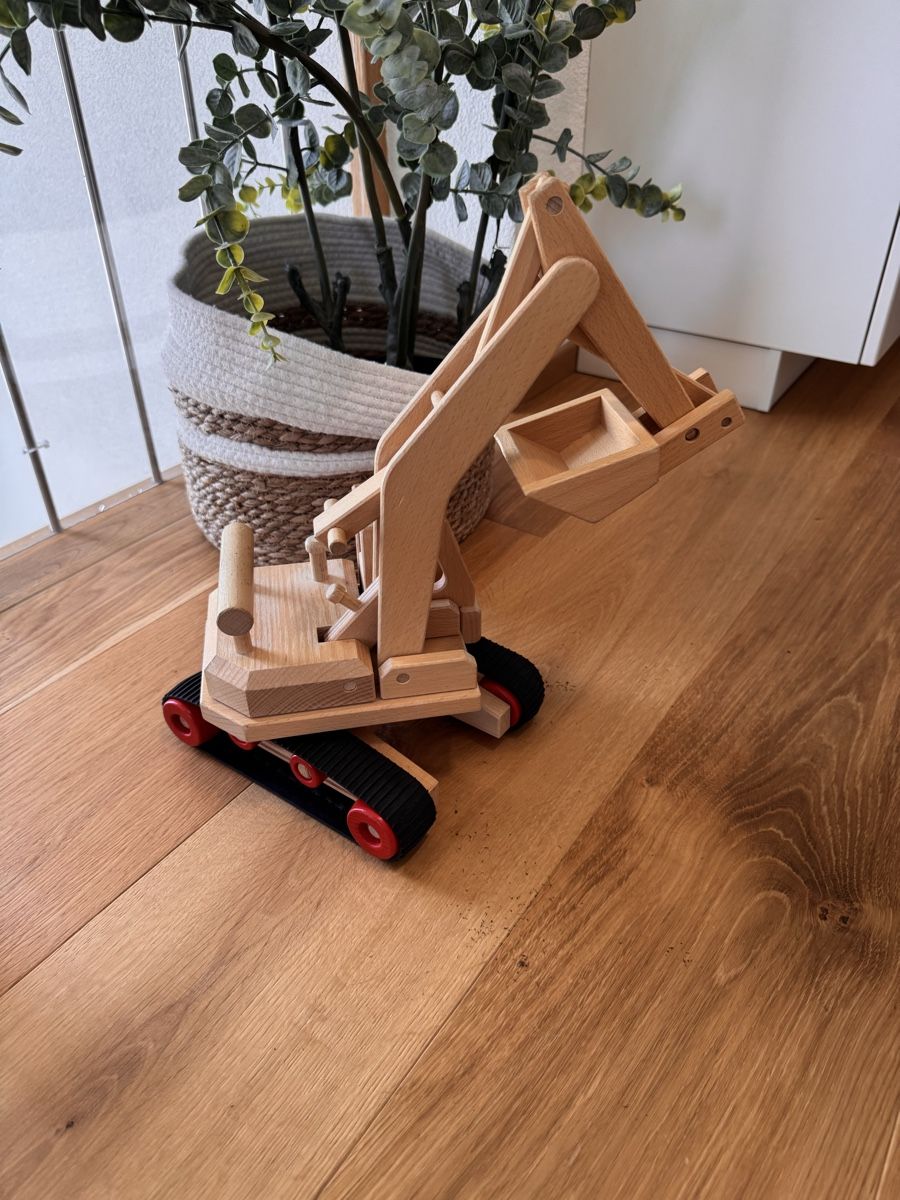 Giocattoli: Fagus Bagger aus Holz – Usato da Oltingen venduto da Funnyface 1