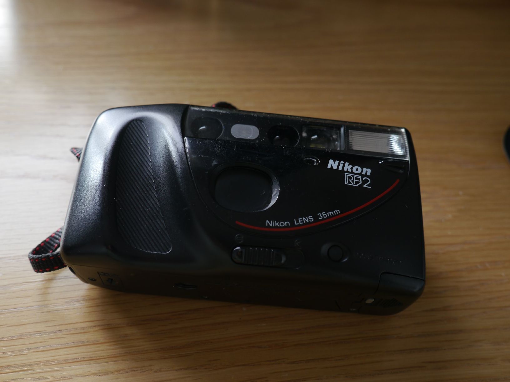 Nikon Fotocamera: Nikon RF2 – 35mm Film Camera – Usato da Neuchâtel venduto da Carlosfmunoz 1