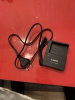 Canon Akkuladegerät LC-E8E (für LP-E8 Akku)