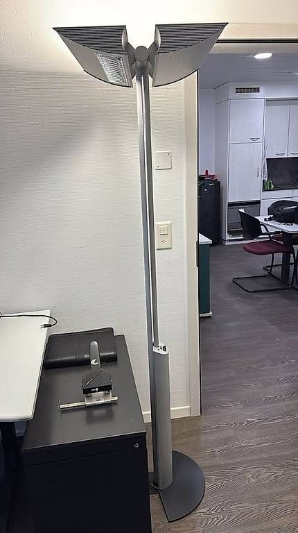 Lampade: Stehlampe Nummer 2 – Usato da Niederuzwil venduto da jessykr24 4