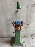 Doppelschleifmaschine mit Ständer und Lampe gebraucht