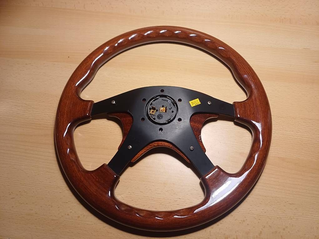 Alle Autoersatzteile: Momo Sportlenkrad Neu – Gebraucht aus Wattwil von Domiii04 3