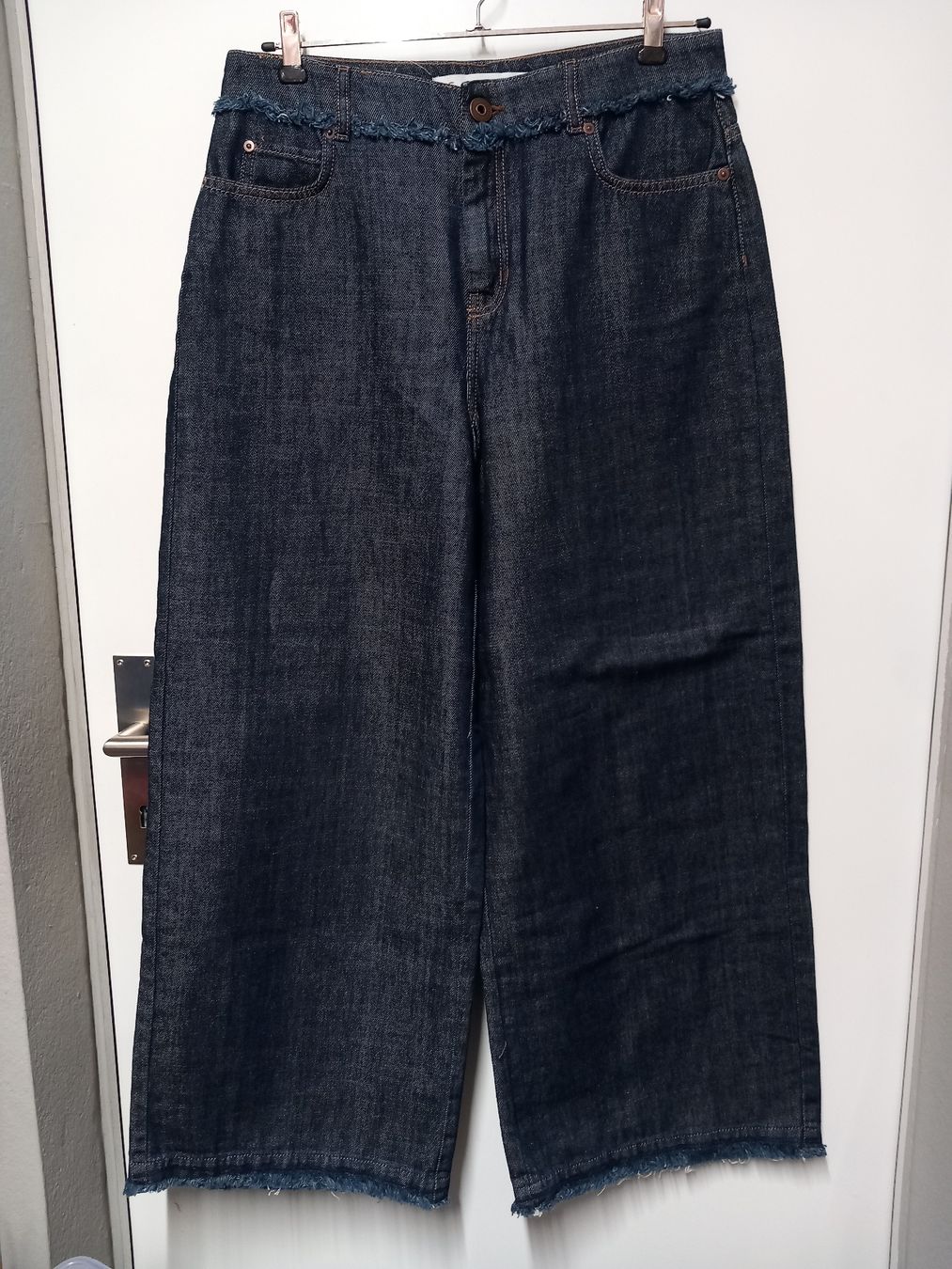 Max Mara Jeans: INTREND (Max Mara) Jeans ca Gr.M – Nuovo (secondo la descrizione) da Merligen venduto da muss_haben