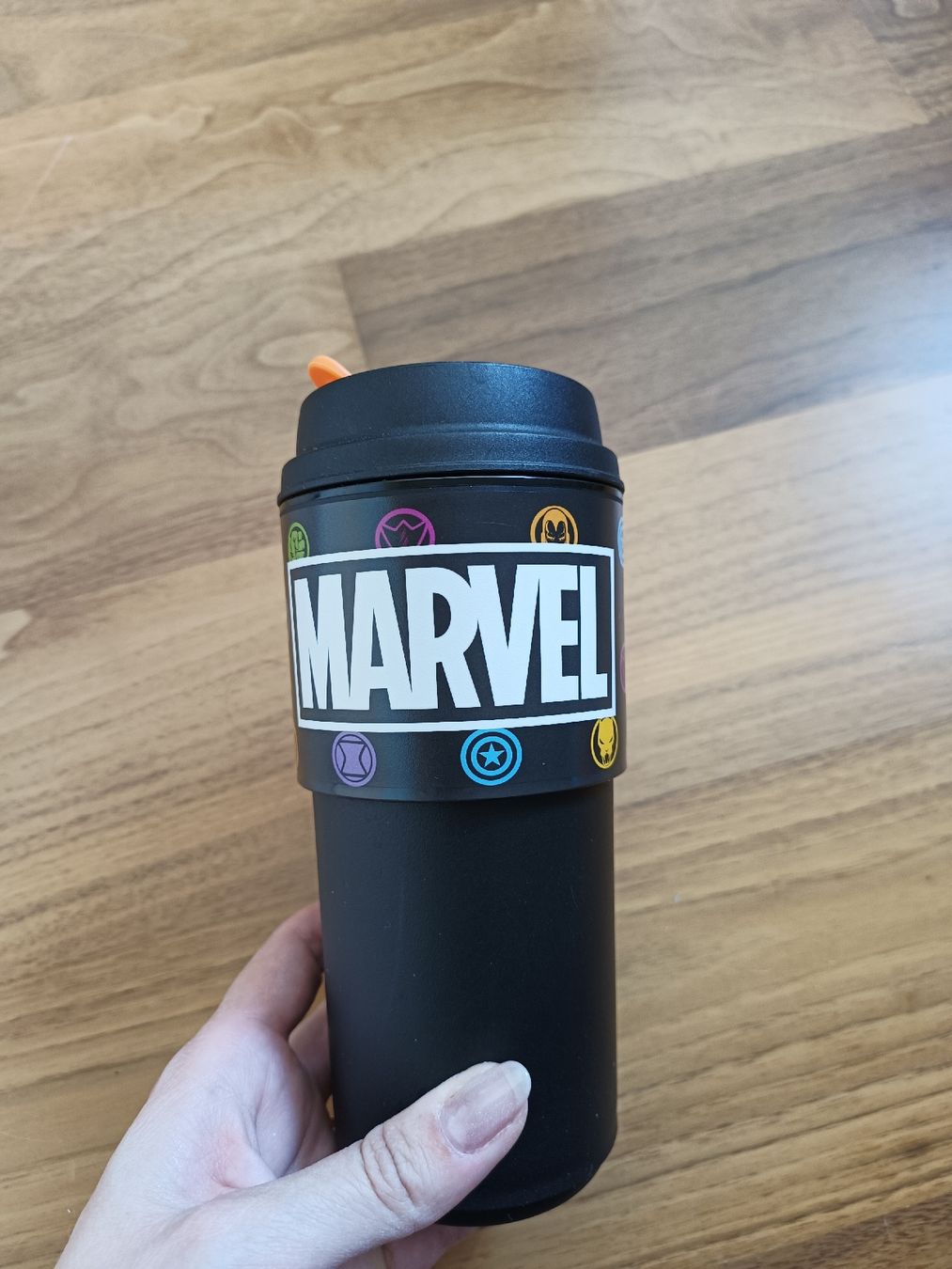 Tupperware Behälter & Ähnliches: Tupperware Marvel Thermobecher, neuwertig, Winter-Aktion! – Neu (gemäss Beschreibung) aus Würenlos von sanfrancisco27