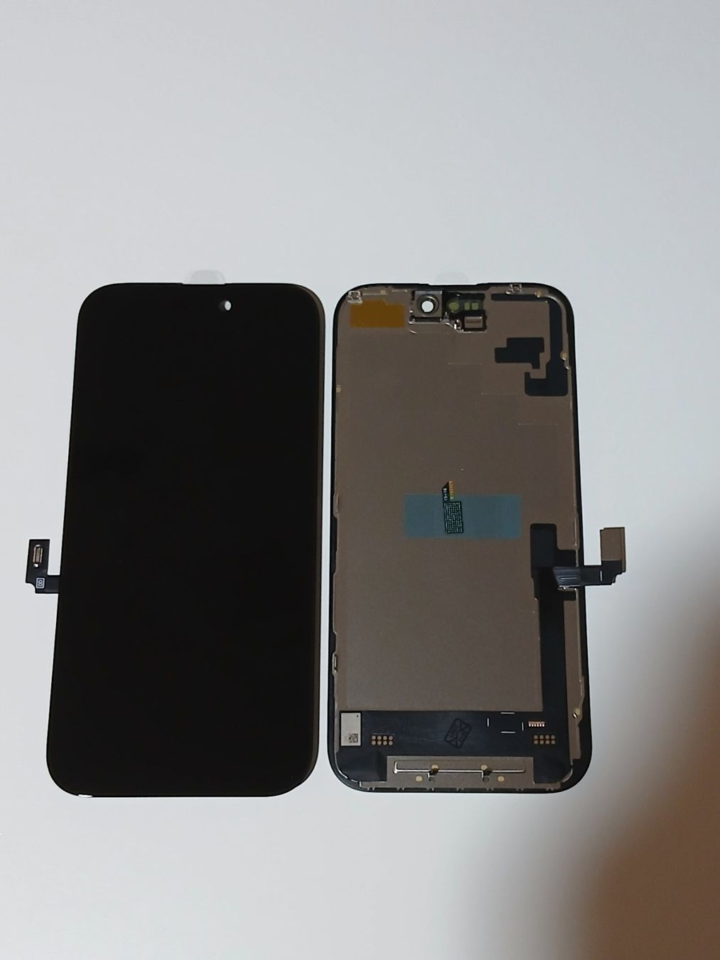 Apple Handys / Smartphones: Écran Iphone 16 Soft Oled – Neu und originalverpackt aus Leukerbad von wor_sf98
