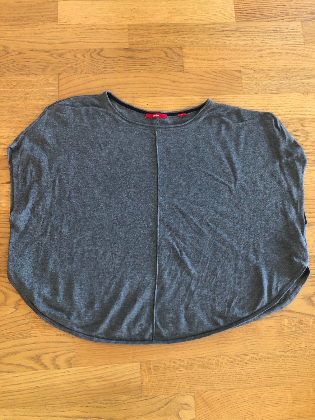Pullover & Sweatshirts: S.OLIVER PULLUNDER XS – Gebraucht aus Wattwil von jopara