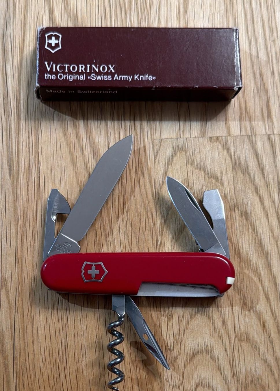 Victorinox Couteaux de poche: VICTORINOX TASCHENMESSER – Neuf avec emballage d'origine à Zürich par Frei-Occasionen 3