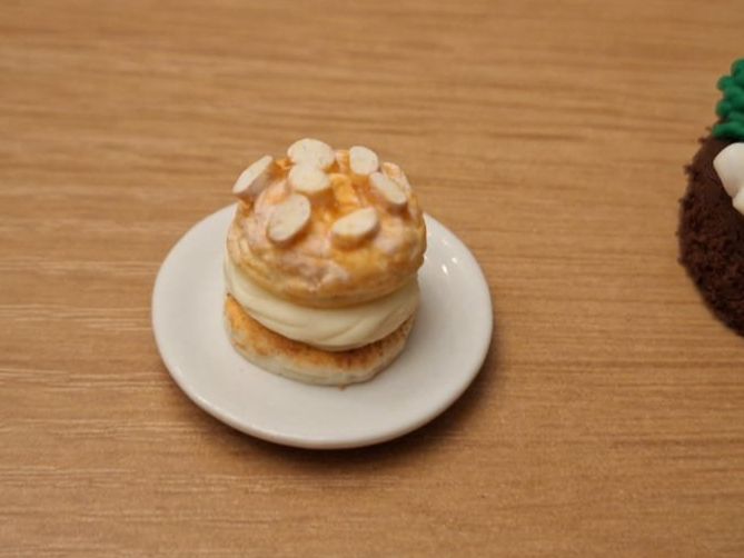 Case e mobili per bambole: Handmade Honig Torte Set, Bienenstich Törtchen – Nuovo (secondo la descrizione) da Zürich venduto da HandmadeTinyFood 7