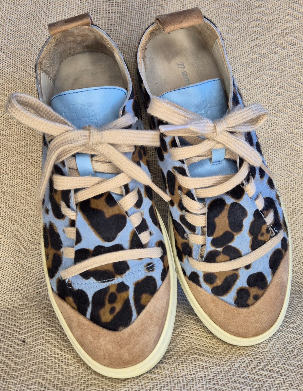Scarpe da donna: Turnschuhe mit Fell chaaya – Usato da Leissigen venduto da ali_k9v8 6