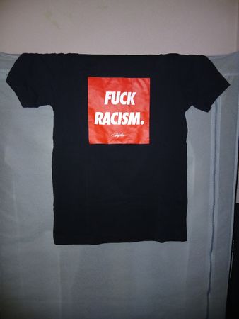 T-Shirt mit Motiv / Message