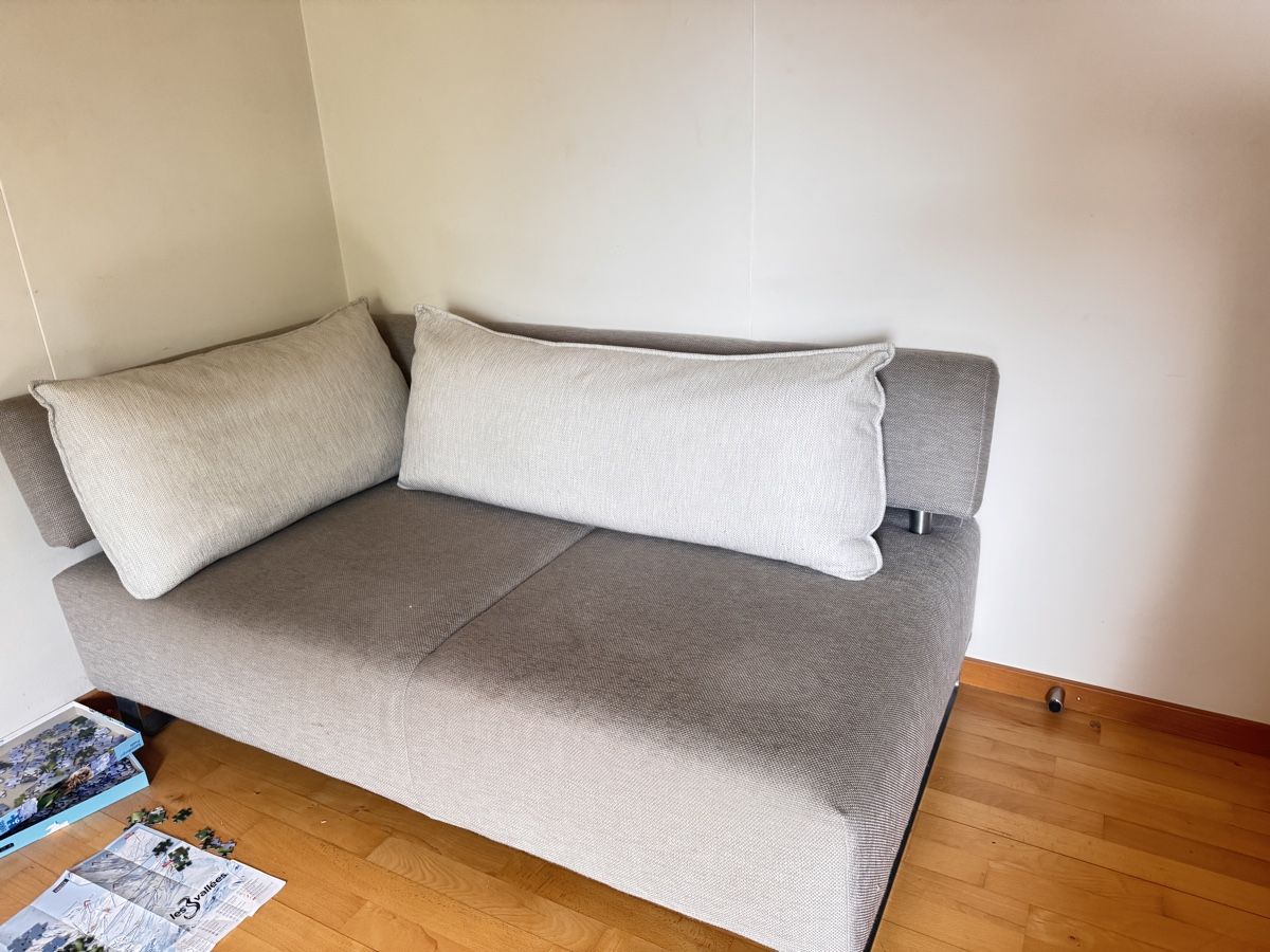 Sofas: Sofa  – D'occasion à Ottenbach par ul9_vq6l