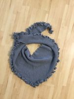 Dreiecktuch/Schal, handgestrickt Farbe Mittelgrau,, neu