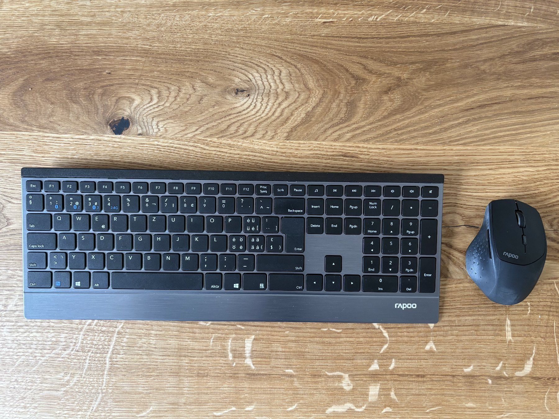 Rapoo Claviers: Rapoo 9500M - Tastatur-Maus-Set - CH-Layout – D'occasion à Uster par cha_h8xj