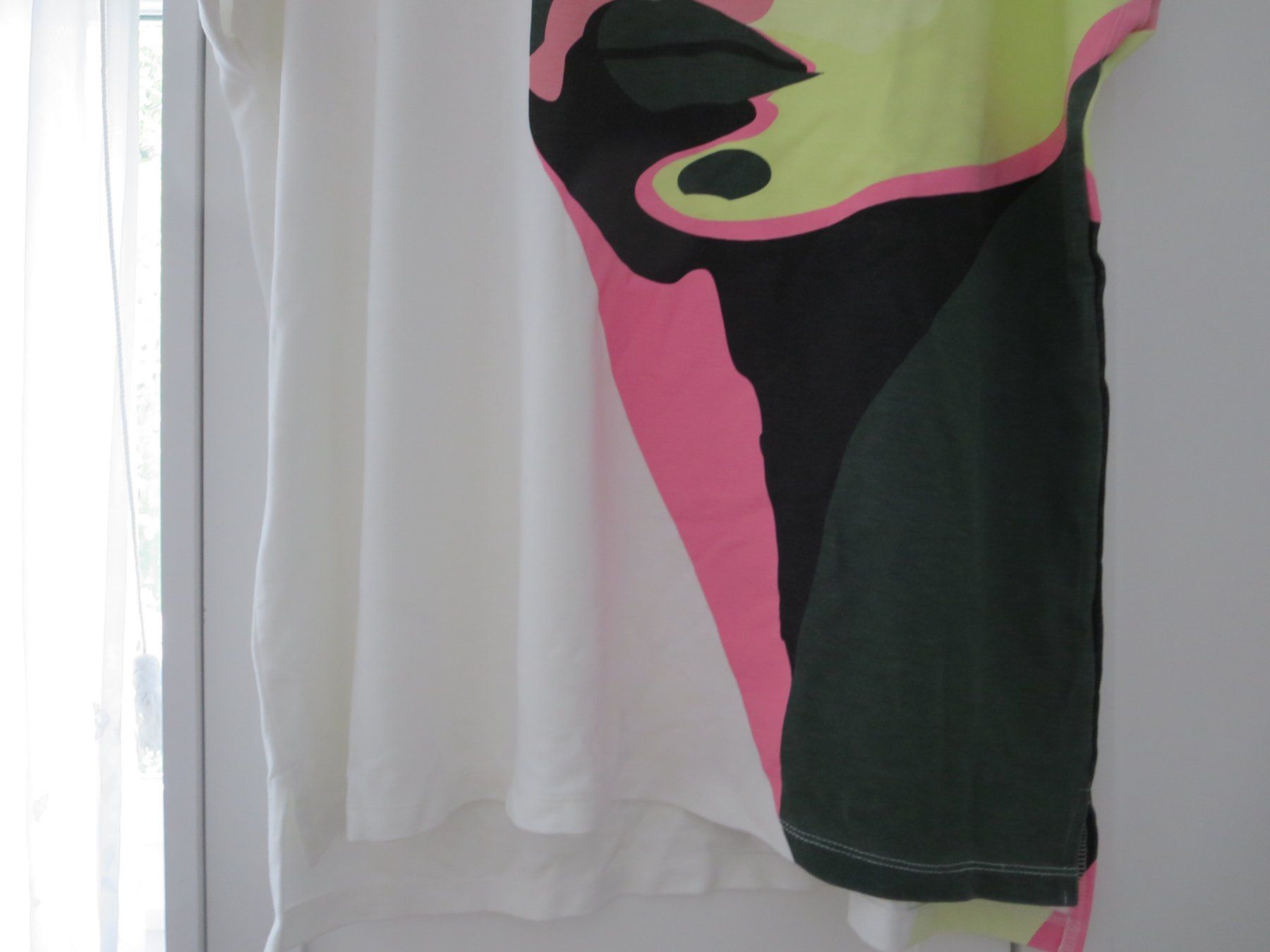 T-shirt: 2 dickere Damen Shirts /Grösse 44 – Usato da Wallisellen venduto da Arvenstube 8