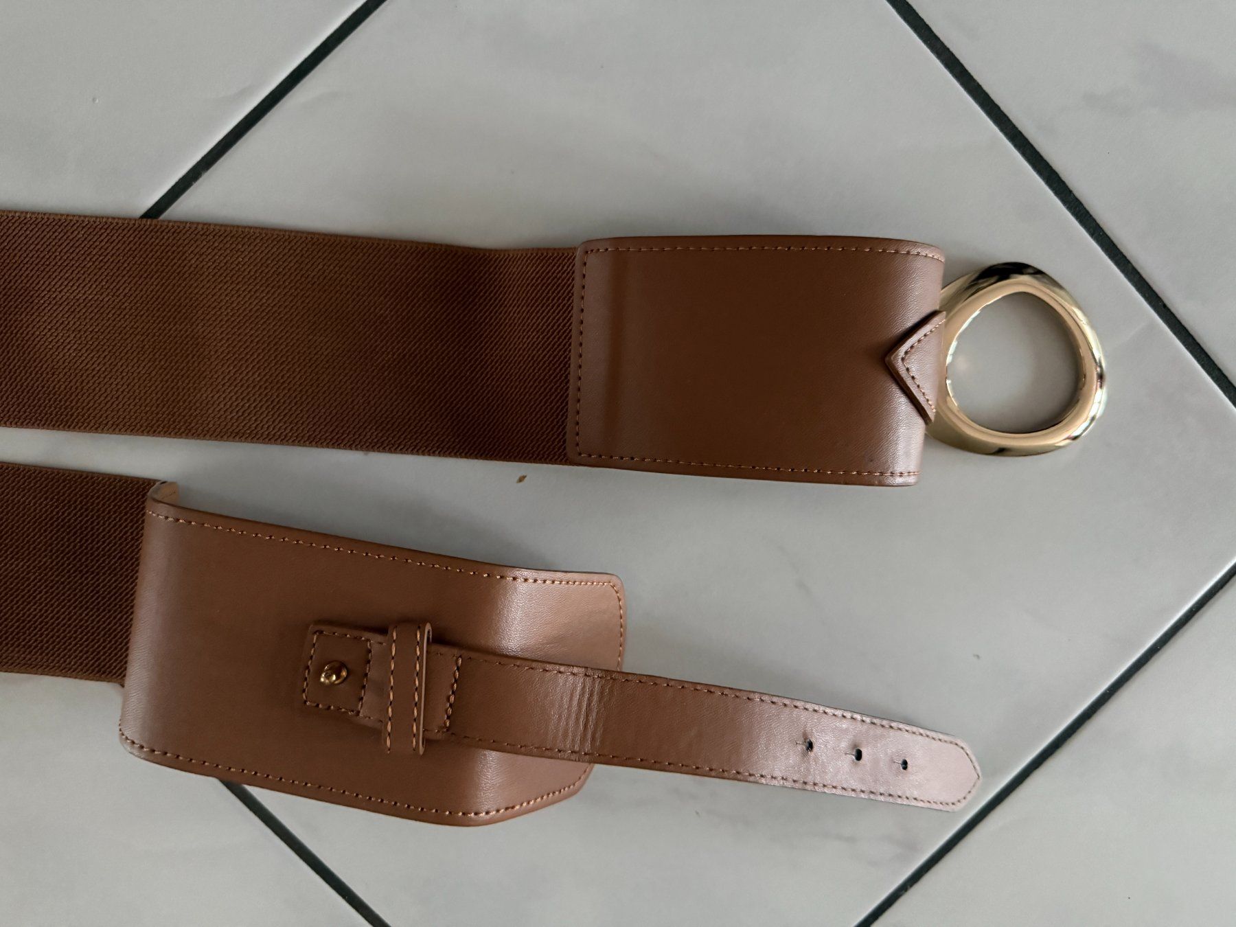 Ceintures: Elastgürtel braun – D'occasion à Wängi par squirrelwoman 1
