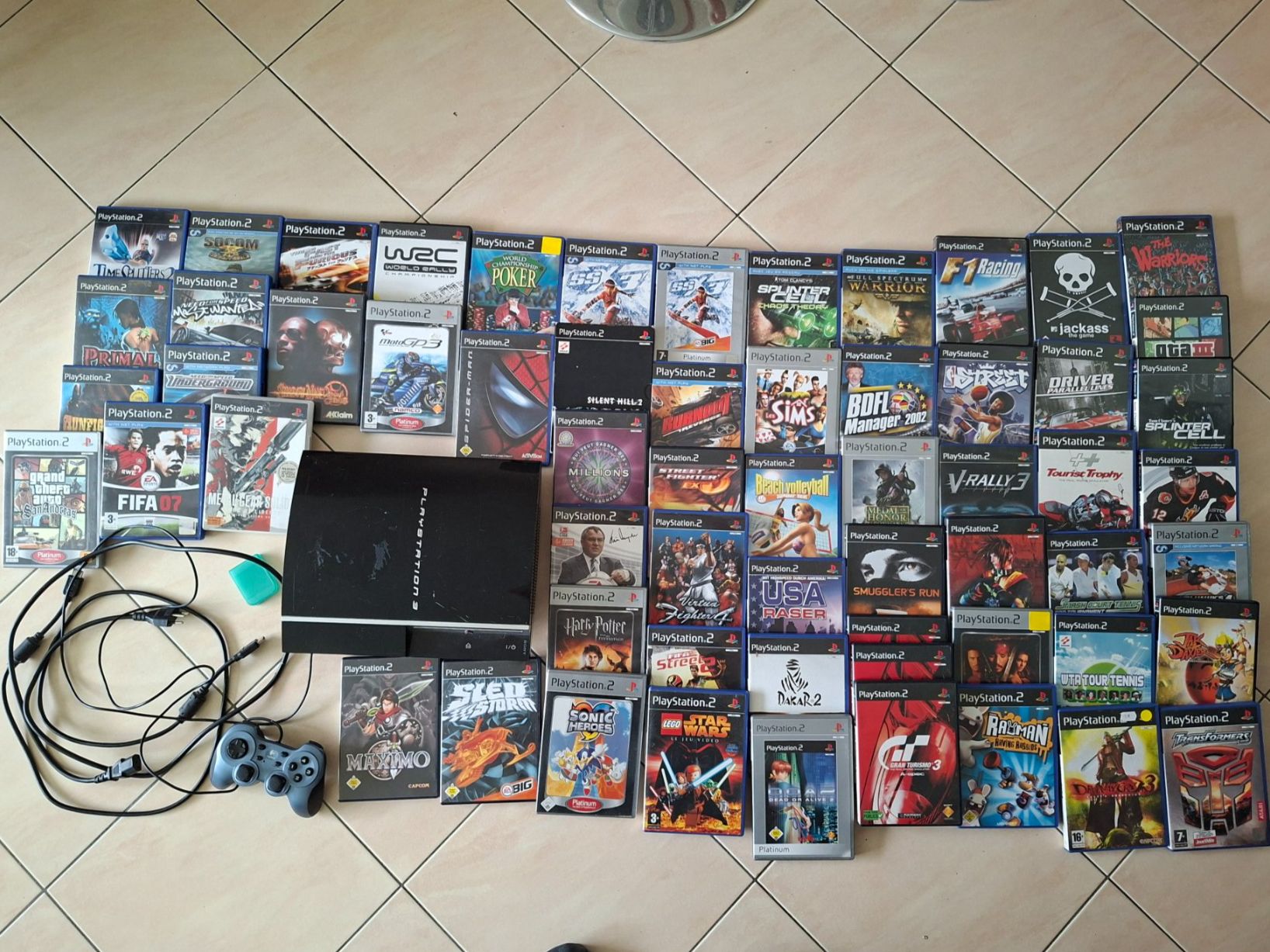 Sony Console: PS3+PS2+PS slim 77 jeux ! Manque certain câble. – Usato da Cheseaux sur lausanne venduto da Asergio