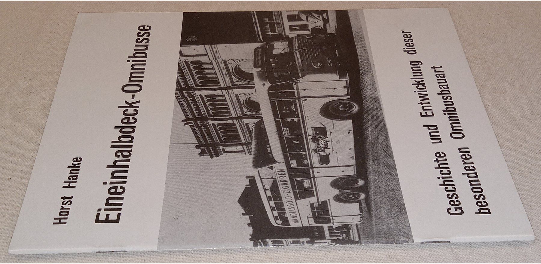 Libri: EINEINHALBDECK-OMNIBUSSE Geschichte und Entwicklung 1981 – Usato da Hätzingen venduto da memory-lane