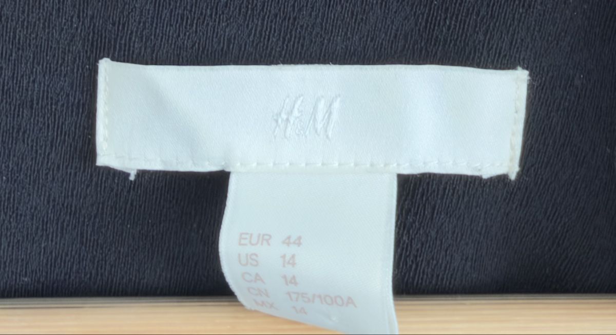 H&M Jacken: H&M Blazer schwarz Grösse 44 – Neu (gemäss Beschreibung) aus Zürich von JessGar 2