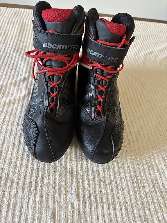 Scarpe da uomo: Motorradstiefel Ducati Corse  – Usato da Olten venduto da crischan 1