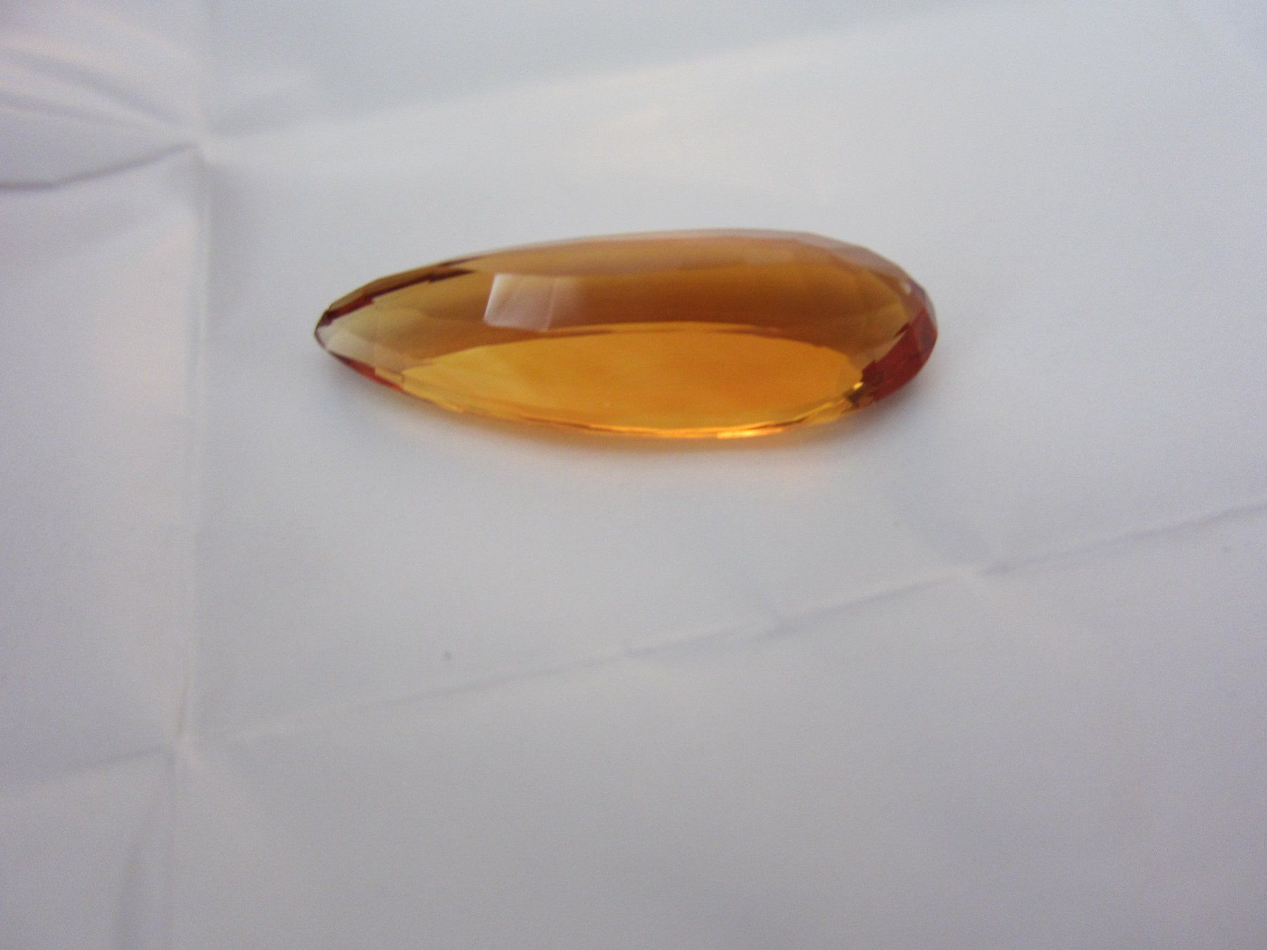 Pietre preziose: Citrin 21.99 ct  - Sale – Nuovo e nell'imballaggio originale da Zürich venduto da Coloursofceylon 1