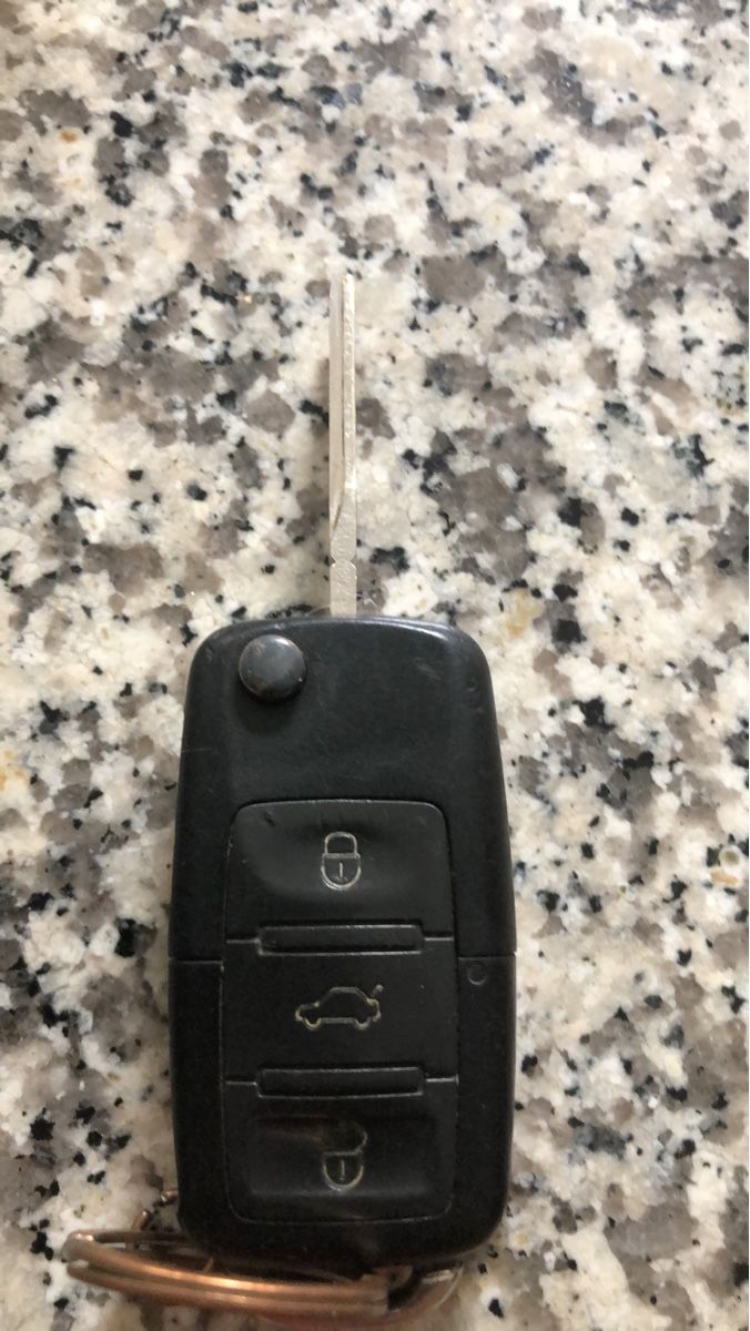 VW Clés: Car Key Fob Remote Control Used – D'occasion à Baltschieder par Miumiu21