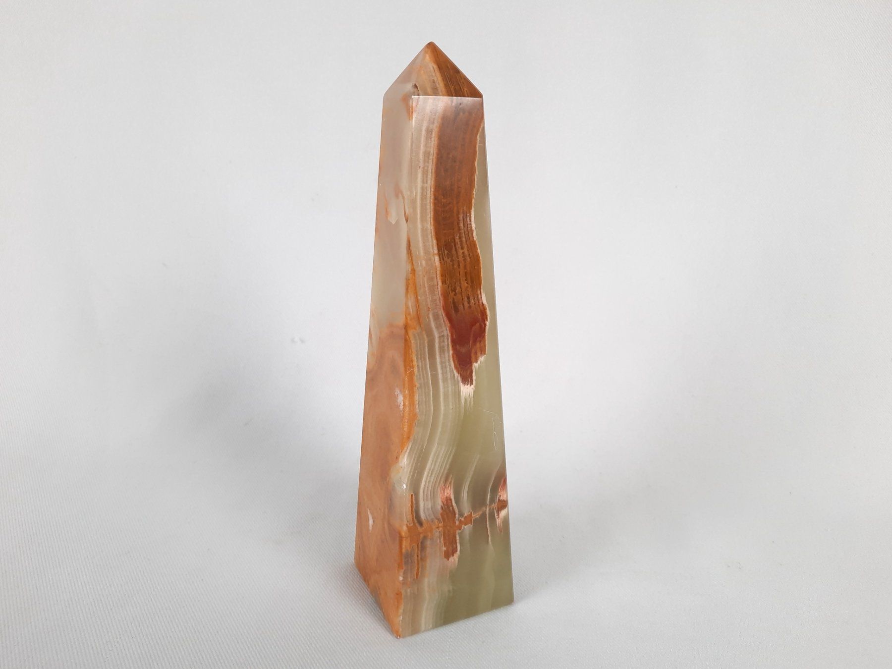 Mineralien & Heilsteine: Onyx-Obelisk 21 cm – Gebraucht aus Beinwil am See von Restwert_Beinwil