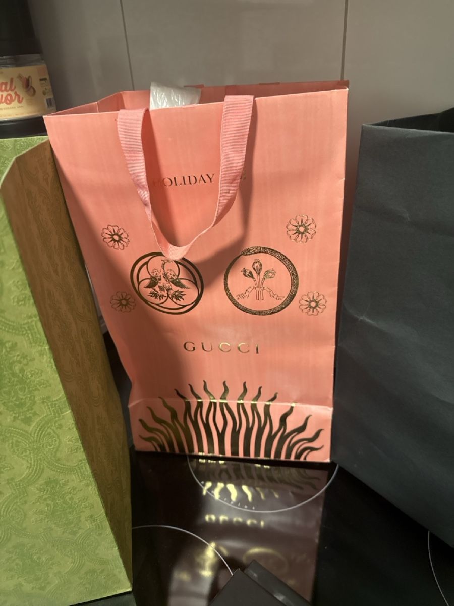 Gucci Borse: 3 Gucci Einkaufstaschen 1 versace Box Original – Nuovo (secondo la descrizione) da Grenchen venduto da Leonardo29 3