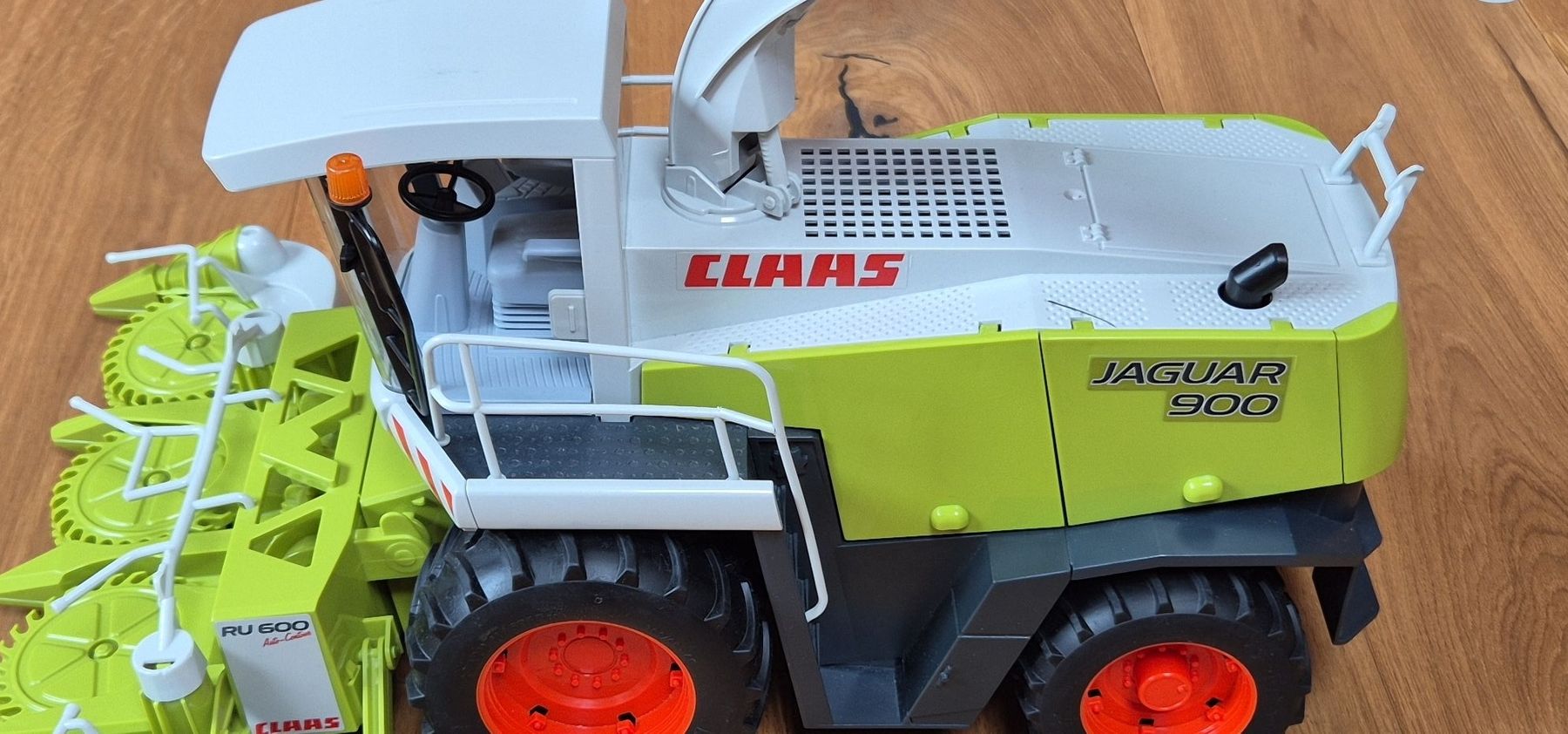 Bruder Giocattoli: Claas Jaguar 900 Modell wie Neu – Usato da Niederbüren venduto da Moments1987 1
