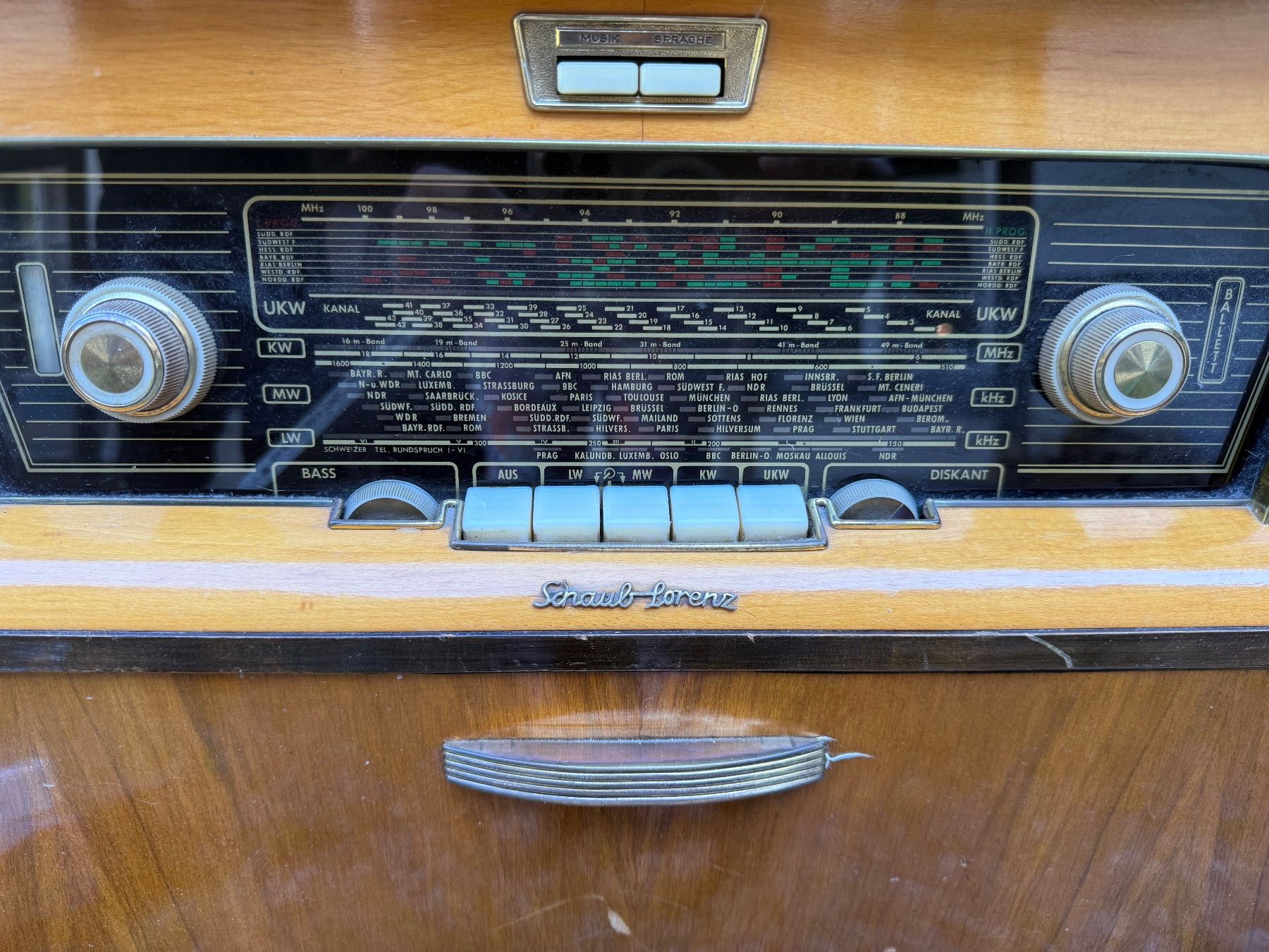 Schaub Lorenz Radios: Vintage Radio Schaub Lorenz – Gebraucht aus Lüterswil von Fleur3 3
