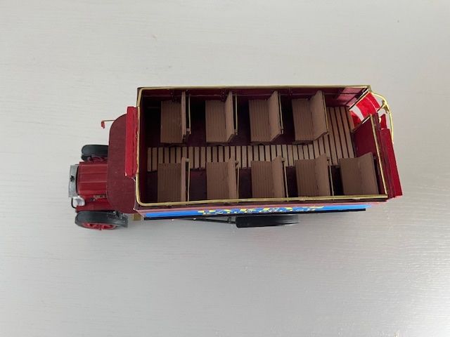 Kit di modellismo & Modellini statici: Modell AEC Bus B-Type (Bausatz Occre) – Usato da Zürich venduto da konika71 3