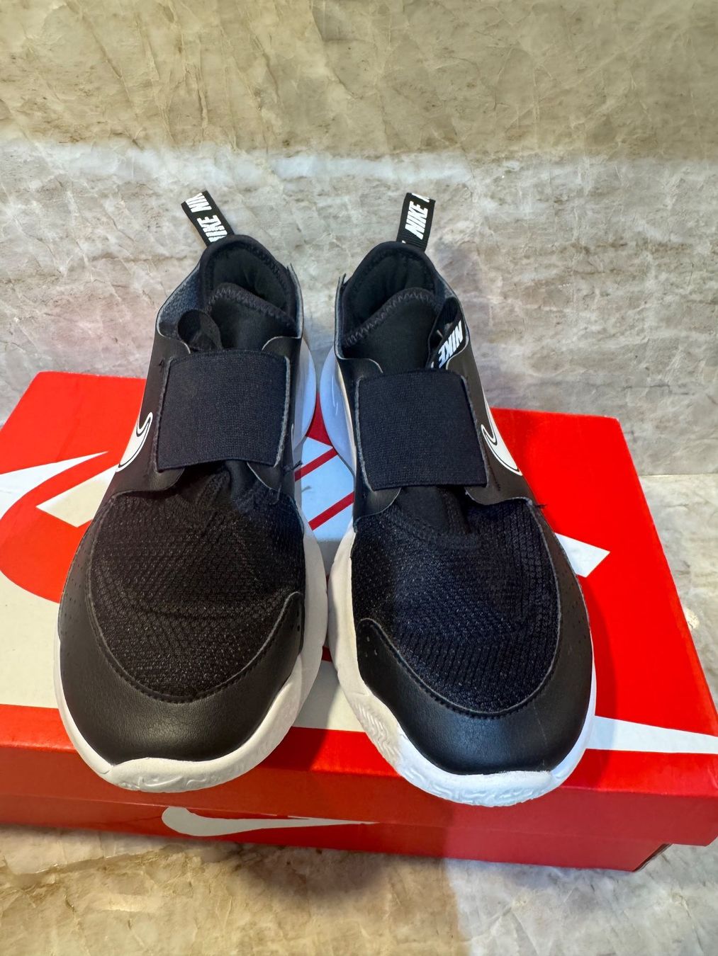 Nike Schuhe für Jungen: Nike basket T36.5 – Gebraucht aus Conches von chn_hgl6 2